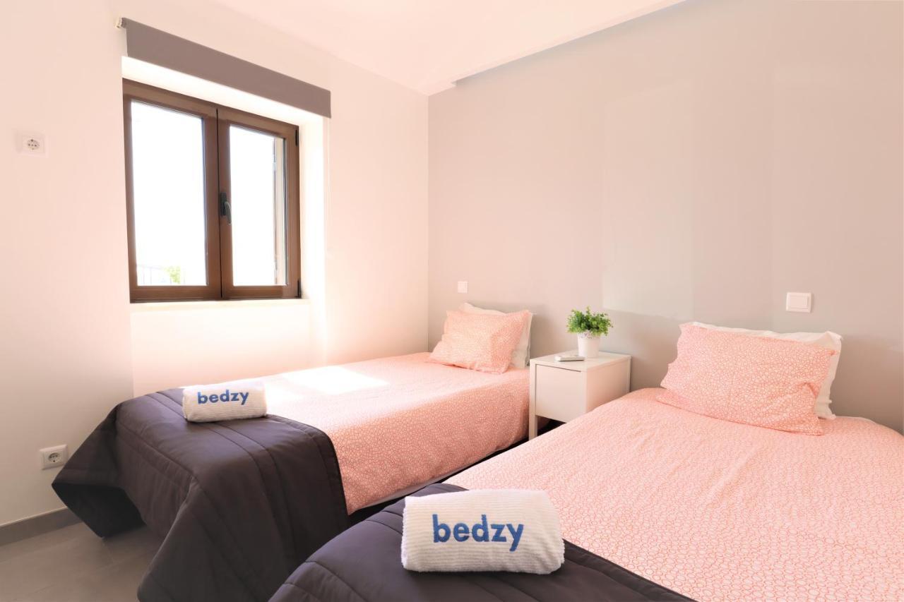 Vila - Mar - Private Outdoor Jacuzzi - Wifi & Airco - By Bedzy Albufeira Luaran gambar